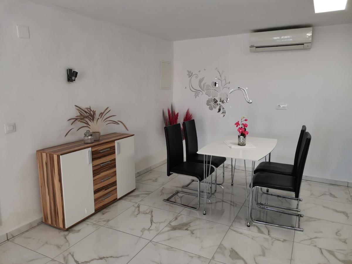 Villa Romeo Calp Dış mekan fotoğraf